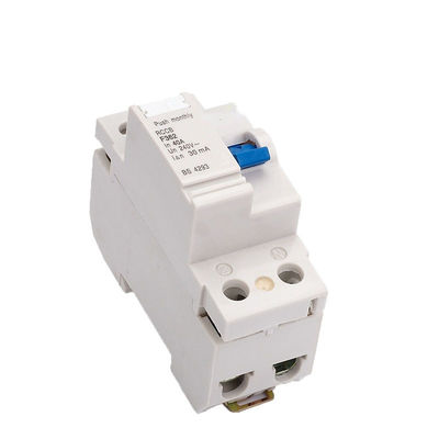 電磁石のタイプ残りの現在の遮断器4ポーランド人63A 30ma RCCB