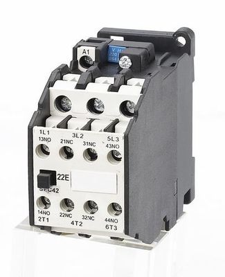 20A 30A 55Aの低電圧3のポーランド人AC接触器2NO 2NC IEC60947