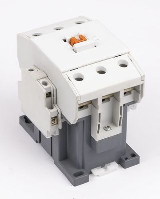 2NC 2NO 3段階AC電気接触器GC-32 100A GB14048.4の接触器